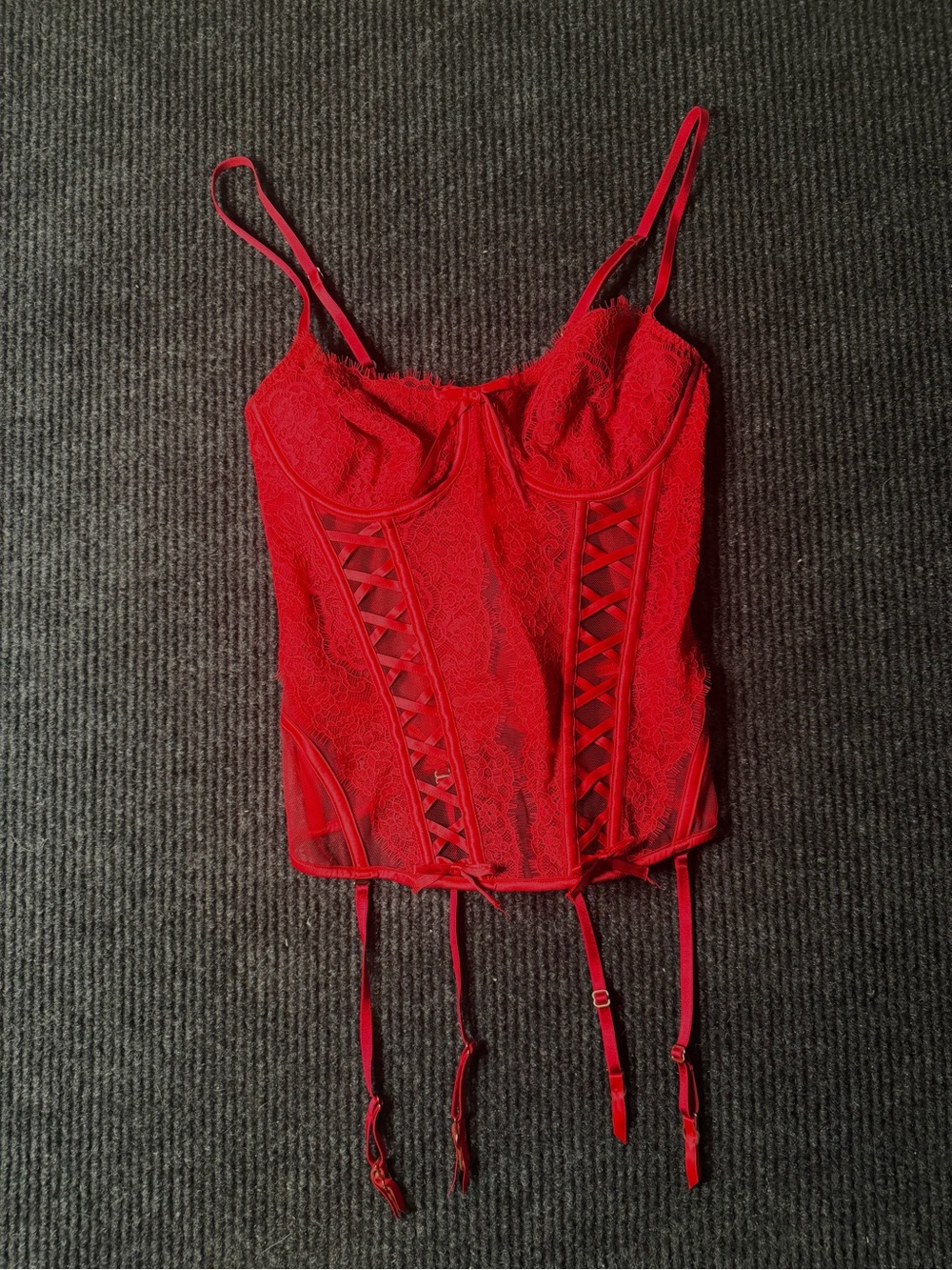 Victoria’s Secret Red Lace Corset Bustier Top Garter Lingerie M